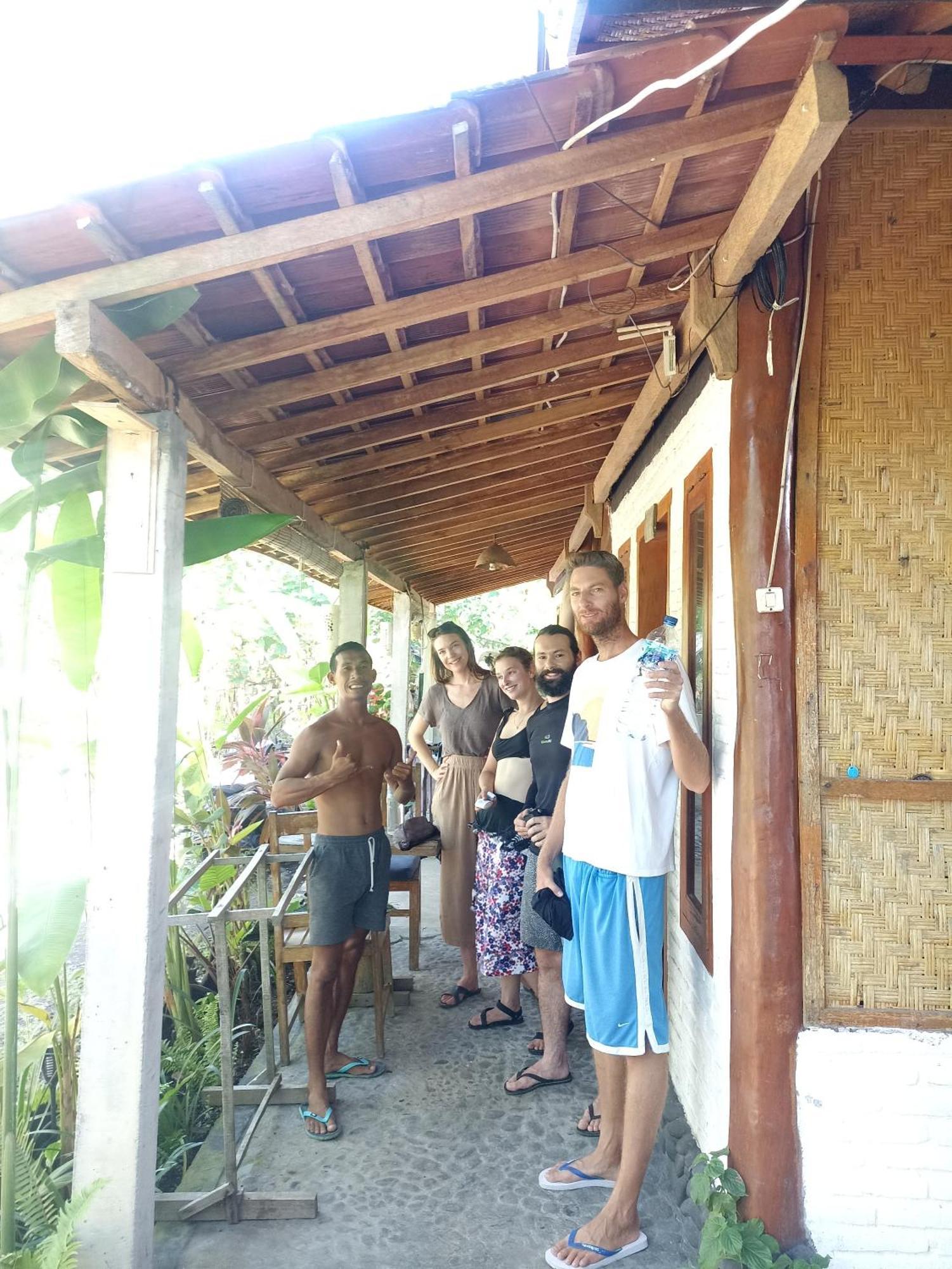 Ayolah Surf House &Surf Camp Apartment Jembrana  Exterior photo