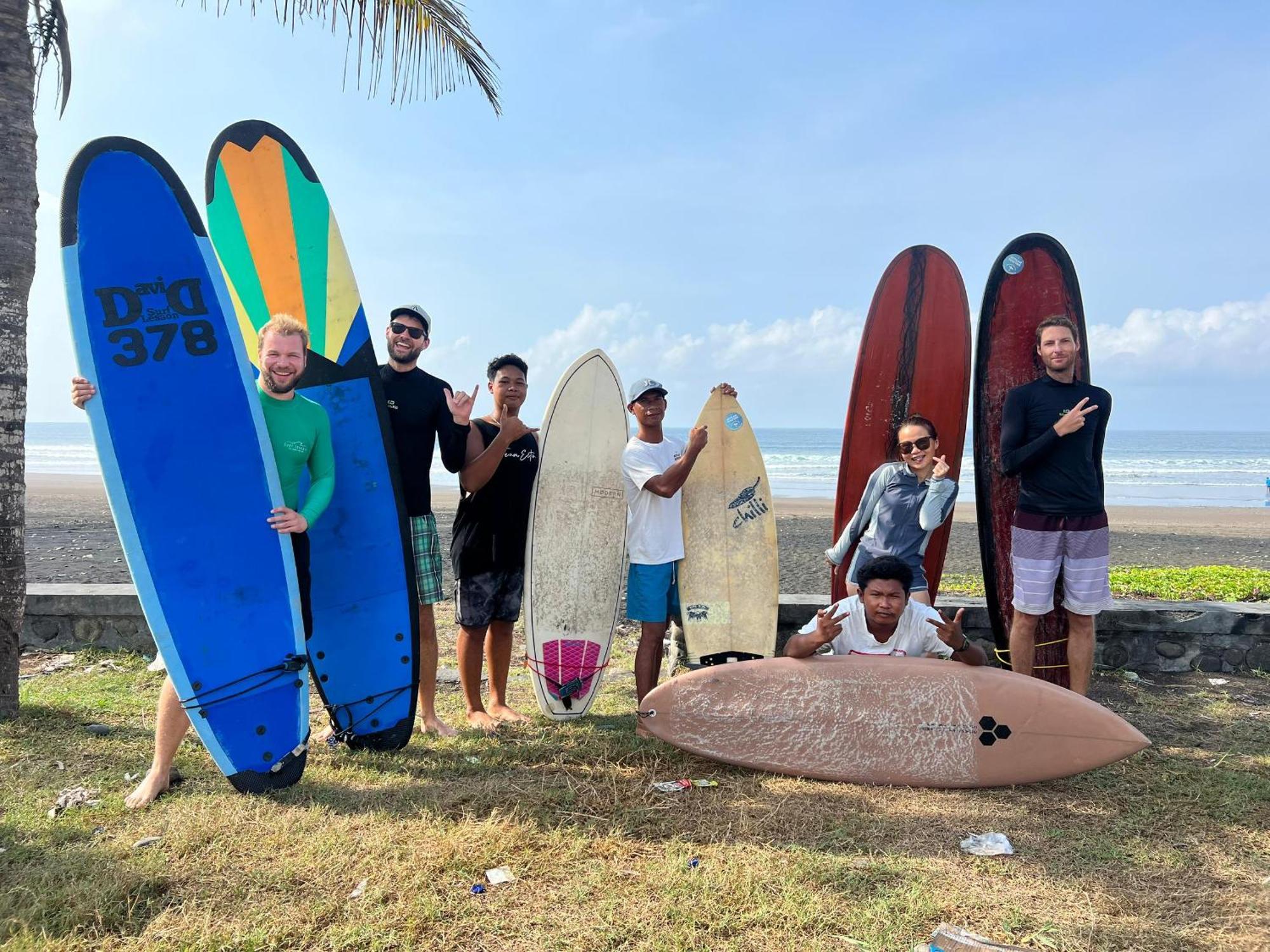 Ayolah Surf House &Surf Camp Apartment Jembrana  Exterior photo