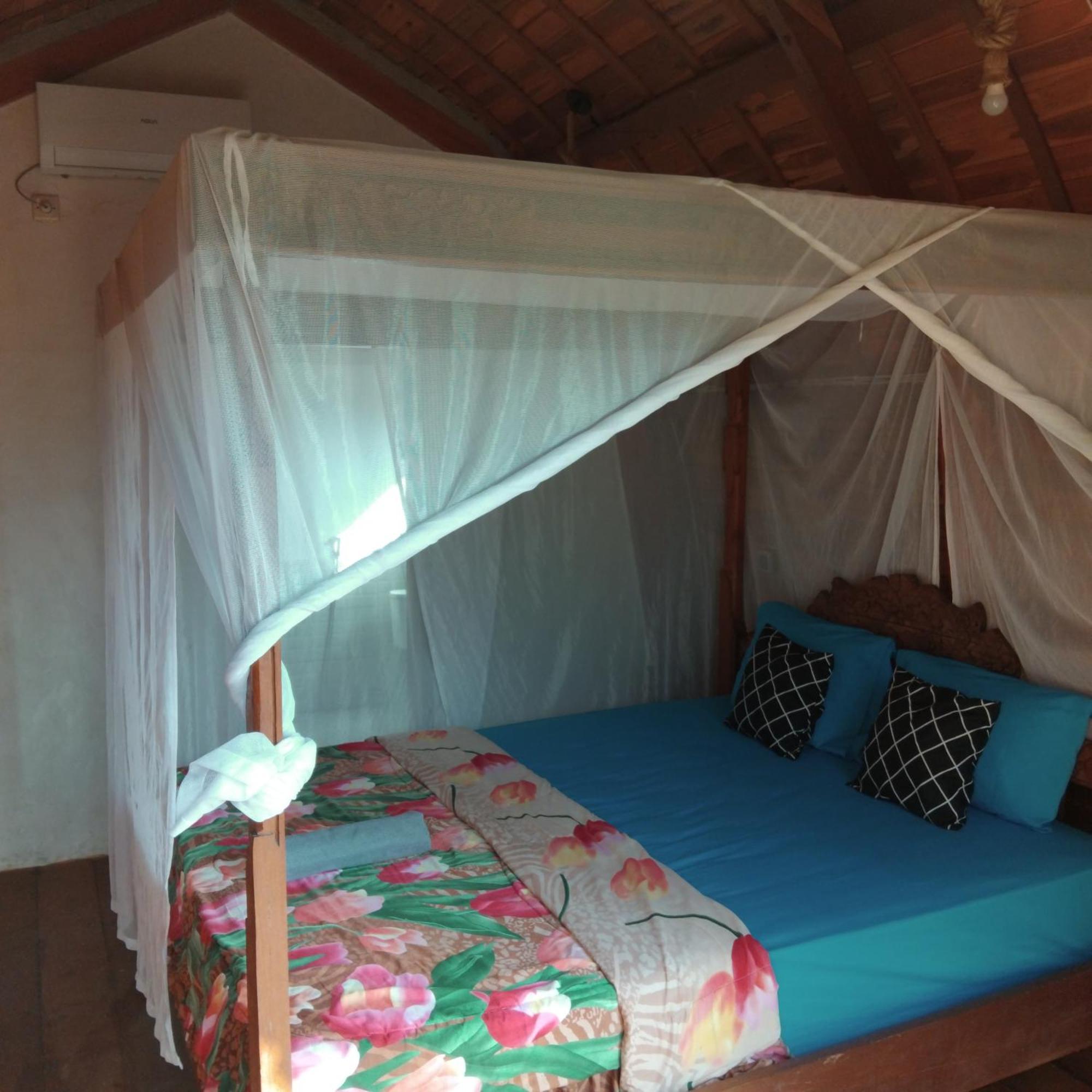 Ayolah Surf House &Surf Camp Apartment Jembrana  Exterior photo